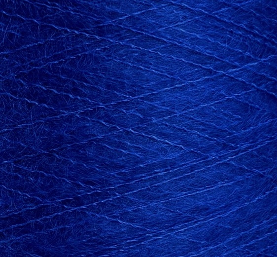 Manifattura Sesia Art. Vivienne 850 m / 100 g – Garn aus Kid Mohair und Maulbeerseide col. Royalblau 4508